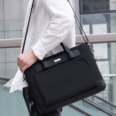 Kasus Laptop Tas Messenger Disesuaikan Dengan Tali Bahu Hitam warna